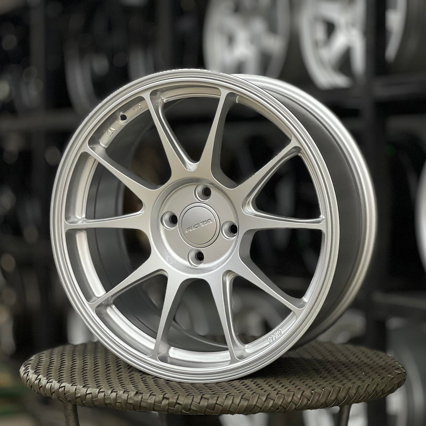 ROTA TITAN 17X7.5X4H/100 PLAIN SILVER