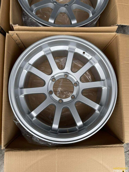 ROTA J-VEE OFFROAD 18X8.5X6H/114.3 Plain Silver