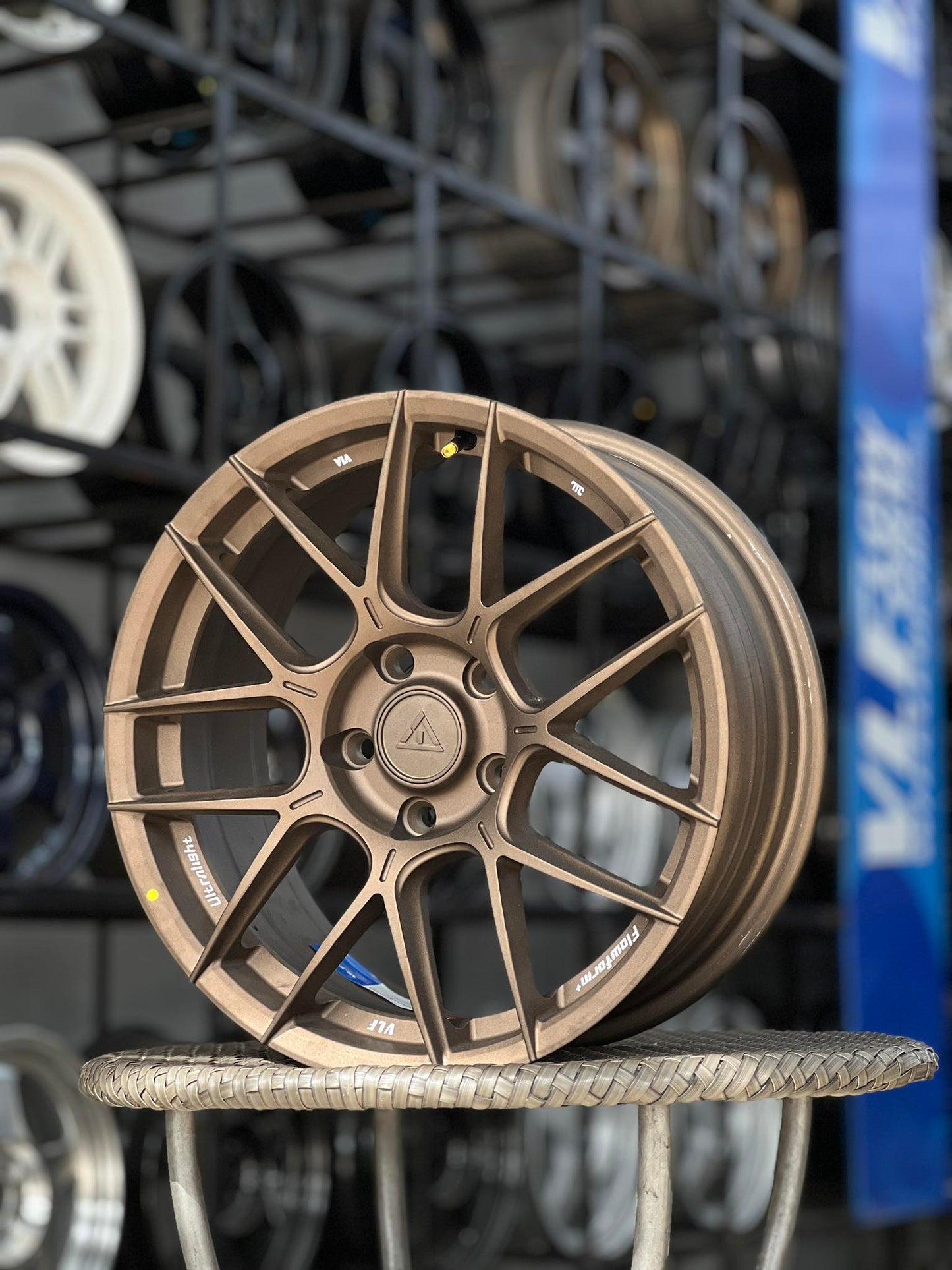 VLF-38 FLOW FORM 17X7.5X5H/114.3 ET 35 MATTE BRONZE